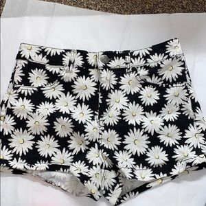 Daisy Shorts